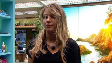 Gabi Martins volta a falar de Gui e Bianca - TV Globo