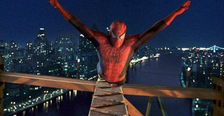 Tobey Maguire dá vida a Peter Parker, o super-herói da Marvel - Divulgação