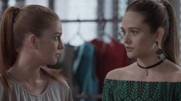 Eliza (Marina Ruy Barbosa) e Cassandra (Juliana Paiva) em 'Totalmente Demais' - Globo