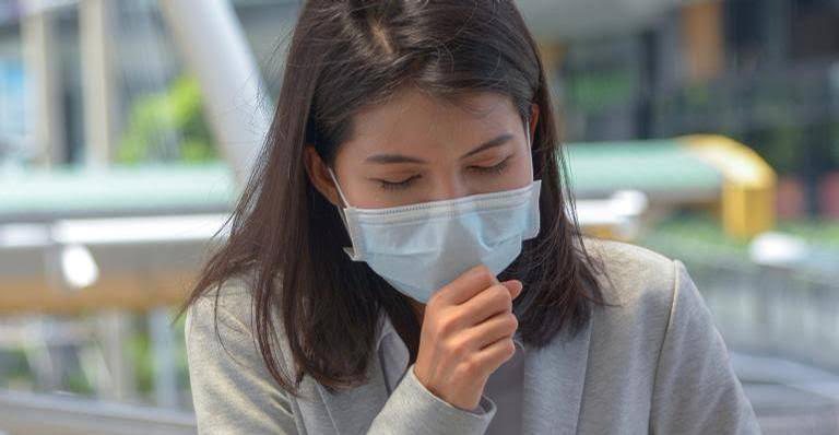 Uso de máscaras se tornou obrigatório durante a pandemia - Getty Images