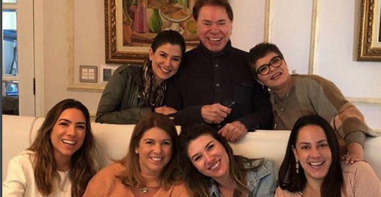 Silvio Santos surgiu em clique familiar - Reprodução/ Instagram