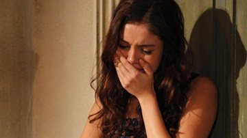 Amália (Sophie Charlotte) rompe o noivado com Rafael (Marco Pigossi) e o expulsa de sua casa em 'Fina Estampa' - Globo