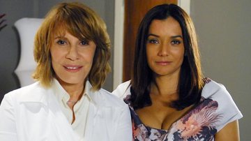 Danielle (Renata Sorrah) e Glória (Mônica Carvalho) em 'Fina Estampa' - Globo/ Estevam Avellar