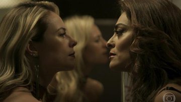 Jeiza (Paolla Oliveira) e Bibi (Juliana Paes) em cena de 'A Força do Querer' - Globo