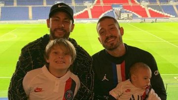 Vinicius Martinez relembra clique antigo junto de Neymar - Reprodução/Instagram