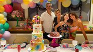 Otaviano Costa posa ao lado da família em dia de festa - Instagram/ @otaviano