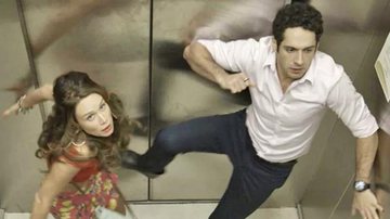 Tancinha e Beto ficam presos no elevador - Globo