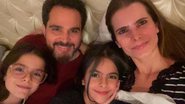 Luciano surgiu rodeado pela família após sair de isolamento - Instagram/ @flaviafcamargo