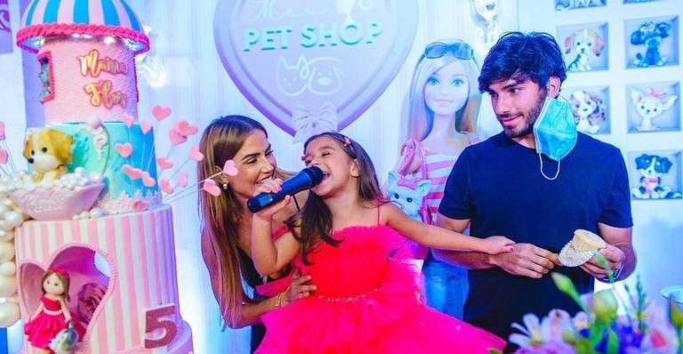 Casal comemorou a nova idade da filha com festa temática - Instagram/@dedesecco