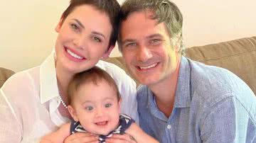Mayara Moura com o filho, Lestat, e o marido, Louis Harang - Instagram/@mayaramouraoficial