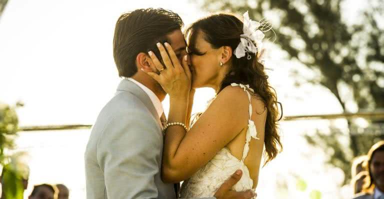 Casamento de Juliano e Natália em 'Flor do Caribe' - TV Globo