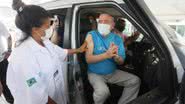Renato Aragão recebe primeira dose de CoronaVac, imunizante contra a Covid-19 - AgNews