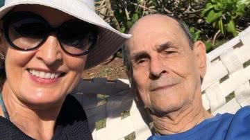 Fátima Bernardes leva seu pai, de 84 anos, para se vacinar contra a Covid-19 - Instagram / @fatimabernardes
