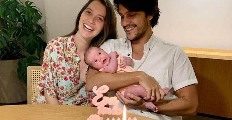 Nathália Dill, Pedro Curvelo e Eva, herdeira do casal - Instagram/@nathaliadill