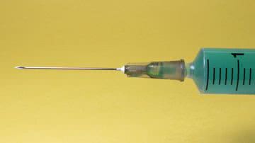 A vacina é a primeira a obter o registro definitivo no Brasil - Pixabay/HeungSoon