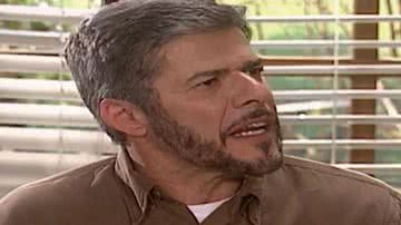 Pedro é interpretado por José Mayer em 'Laços de Família' - TV Globo