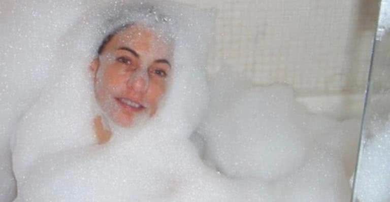 Cissa Guimarães se diverte em banho de espuma - Instagram/@cissaguimaraes