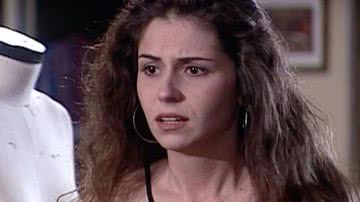 Capitu é interpretada por Giovanna Antonelli em 'Laços de Família' - TV Globo