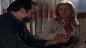 Helena (Vera Fischer) abre o jogo com Miguel (Tony Ramos) - Globo