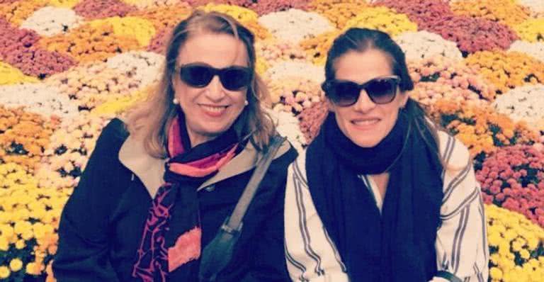 Mãe de Ingrid Guimarães toma primeira dose de vacina e atriz comemora - Divulgação/Instagram