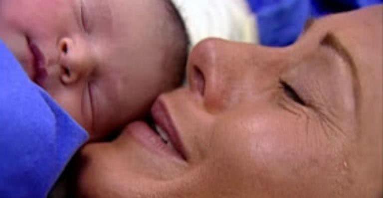 Helena (Vera Fischer) da à luz na reta final de 'Laços de Família' - Globo