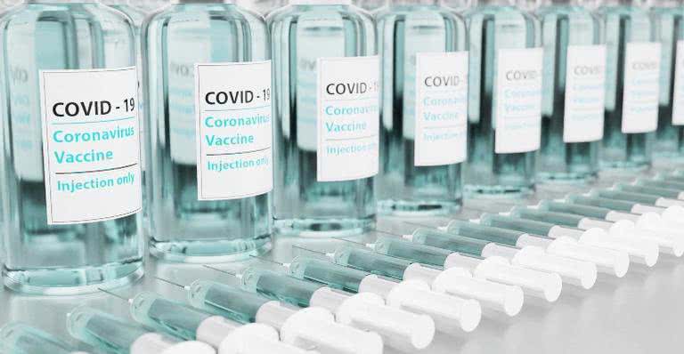 Grupo de criminosos armados rouba 20 doses de vacina contra Covid-19 - Divulgação