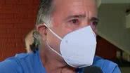 Tony Ramos se emociona ao ser vacinado contra Covid-19 - GloboNews