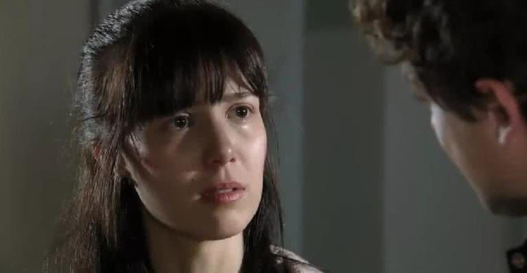 Manuela é interpretada por Marjorie Estiano em 'A Vida da Gente' - TV Globo