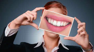 Limpeza dos dentes pode ser feita com nova tecnologia - Foto: Racool Studio/Freepik