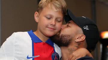 Neymar Jr. publicou um registro fofo de Davi Lucca com o irmão, Valentin - Instagram/@neymarjr