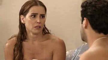 Alexia (Deborah Secco) fala sobre a relação com Zezinho (João Baldasserini) em 'Salve-se Quem Puder' - Globo