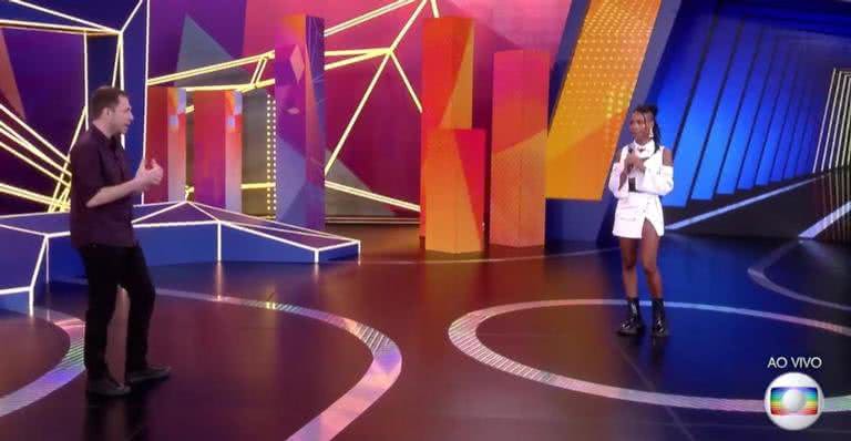Tiago Leifert após eliminar Karol Conká do 'BBB21' - TV Globo