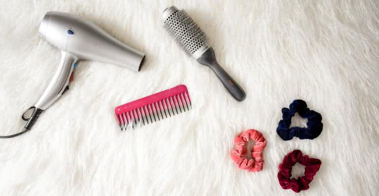 Entenda a diferença entre os tipos de escova de cabelo - Element5 Digital/Unsplash