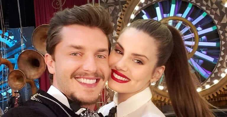Camila Queiroz e Klebber Toledo completam três anos de casados - Divulgação/Instagram