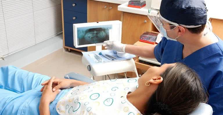 Pessoas com medo de dentista estão mais sujeitas a doença periodontal e perda precoce de dente - Pixabay/Oswaldo Ruiz