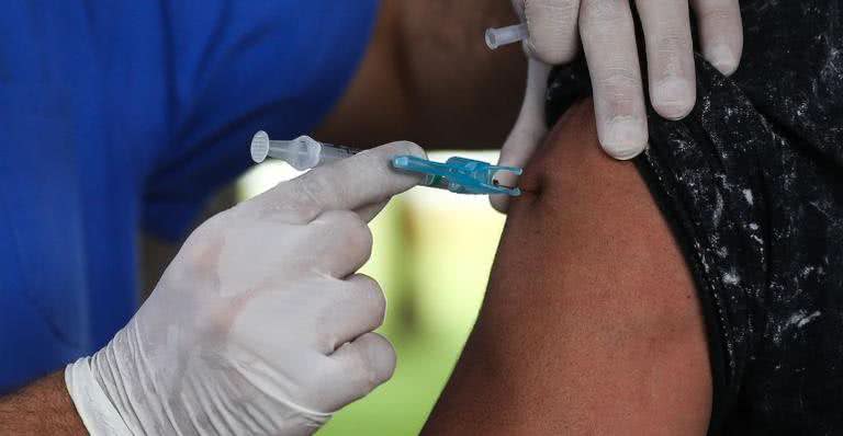 Vacinação contra gripe é liberada para todo o público de São Paulo - Marcello Casal Jr/Agência Brasil