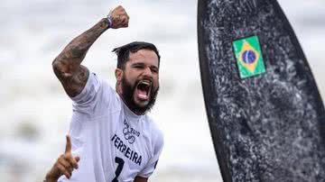 Ítalo Ferreira conquistou o primeiro ouro do Brasil nas Olimpíadas - Jonne Roriz/COB/Instagram/@timebrasil
