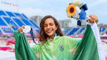 Rayssa se tornou mais jovem a medalhista olímpica da história do Brasil - Instagram/@rayssalealsk8