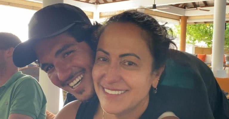 Simone Medina e o filho, Gabriel, estão em pé de guerra desde janeiro - Instagram/@simonemedina
