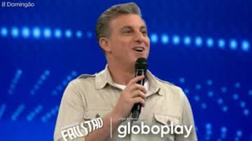 'Domingão com Huck' encerrou com logotipo de Faustão - TV Globo