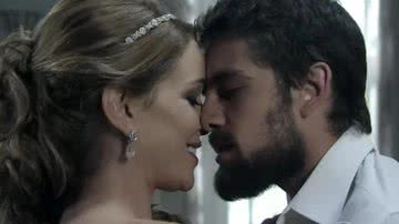 Cristina e Vicente se casam em 'Império' - TV Globo