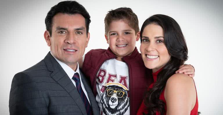 Ernesto, Helena e Nicolás em 'Te Dou a Vida', parte das novelas da tarde do SBT - Divulgação Televisa/SBT