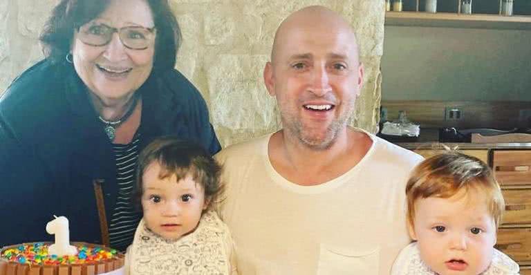 Mãe de Paulo Gustavo foi consolada por amigos nas redes sociais - Instagram/@dealucia66