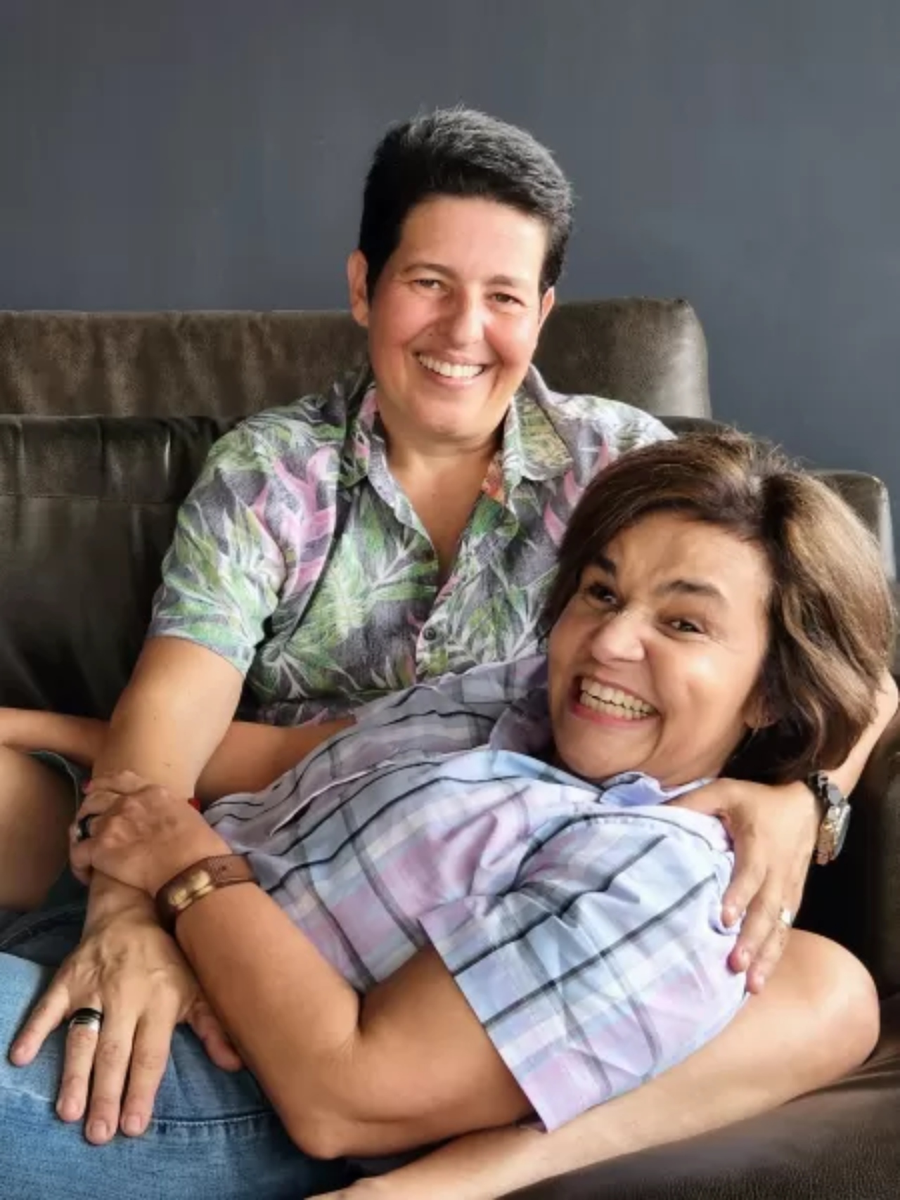 Claudia Rodrigues e sua ex-empresária, atual namorada da atriz, Adriane Bonato