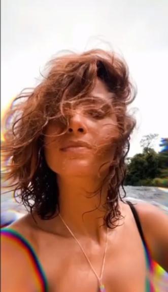 Camila Pitanga exibe cabelos ao vento | Instagram/@caiapitanga